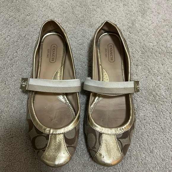 COACH gold ballerina flat ballet shoes with strap - Picture 2 of 14
